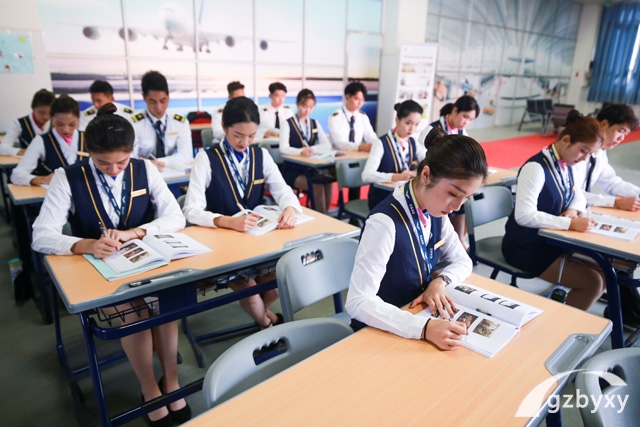 廣州白云工商技師學院航空服務專業(yè)