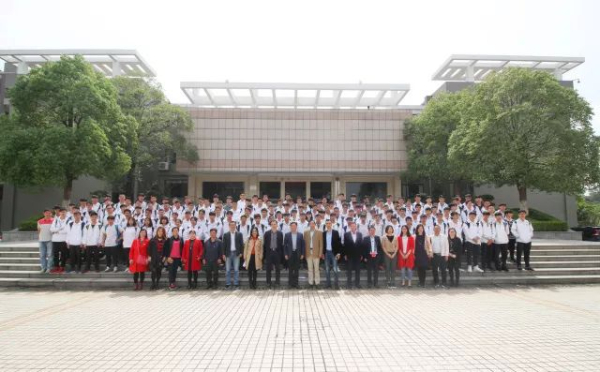 佛山市順德區梁銶琚職業技術學校招生代碼_專業代碼是多少