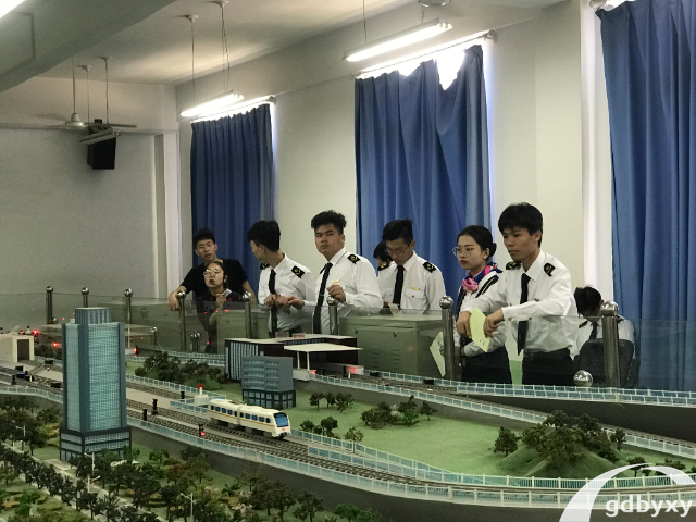 初中畢業讀城軌專業視力有要求_白云技師城軌可以干什么工作
