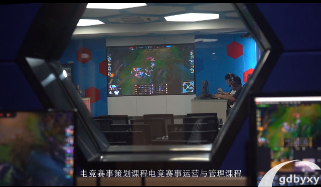孩子學電競有哪些出路-薪資高前景好的職業在這兒
