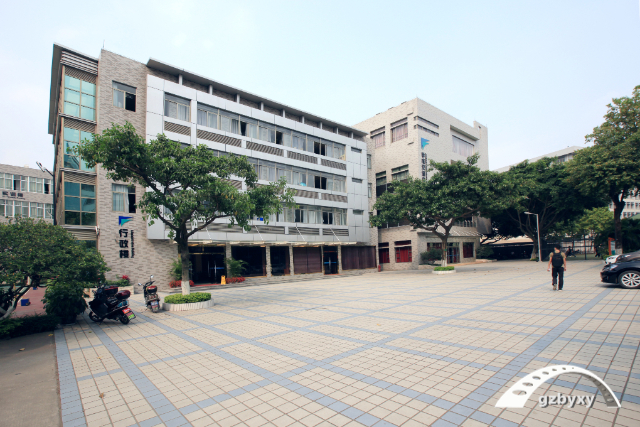 廣州白云工商技師學院報名多少錢_有同學可以減免學費3500元以上