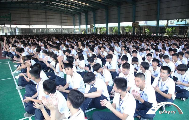 廚師本科專業有哪些學校2023(技校學攝影有前途嗎)