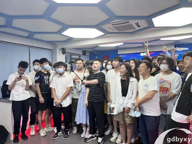 廣州鐵路機械學校是公辦還是民辦（廣州鐵路機械學校是中專嗎）